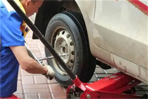 定南附近拖车24小时服务热线电话